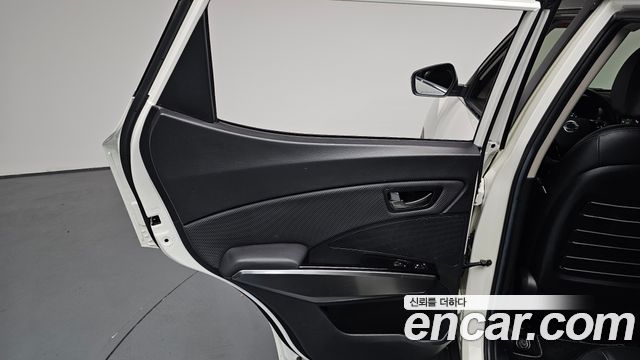 KG Mobility (SsangYong) Tivoli Air 1.5 2WD A7 2025 — фото 25