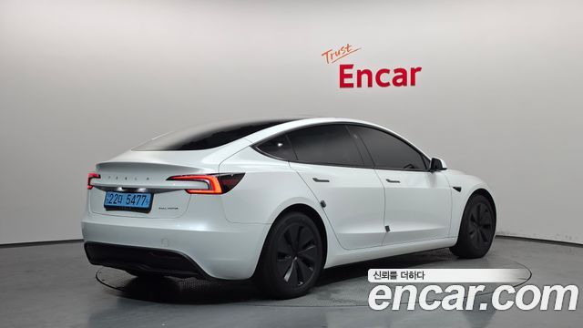 Tesla Model 3 Long Range AWD 2024 — фото 2