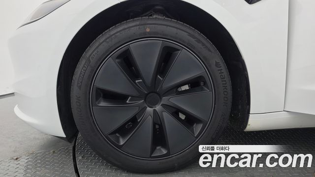 Tesla Model 3 Long Range AWD 2024 — фото 5
