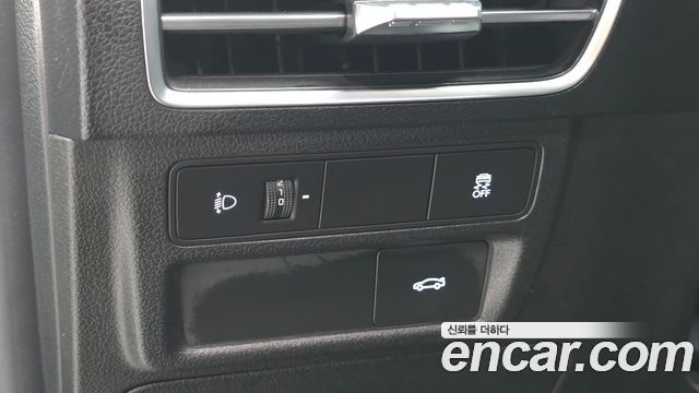 Hyundai Sonata The Edge (DN8) 2.0 LPG(Rent) Business 1 2024 — фото 17