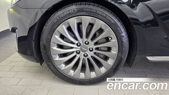 Genesis EQ900 5.0 GDI AWD Prestige 2017 — фото 5