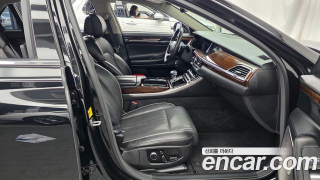 Genesis EQ900 5.0 GDI AWD Prestige 2017 — фото 11
