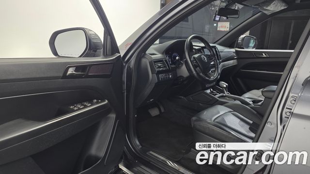 KG Mobility (SsangYong) Rexton Sports Khan Diesel 2.2 4WD Prestige (Leaf) 2020 — фото 10