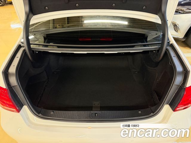 Mercedes-Benz E-Class (W212) E300 4MATIC Avantgarde 2014 — фото 18