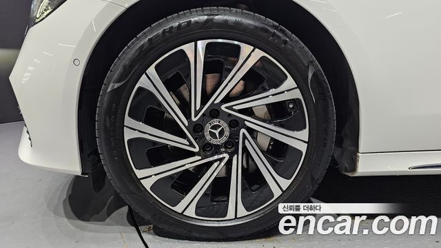 Mercedes-Benz E-Class (W214) E300 4MATIC Exclusive 2026 — фото 5