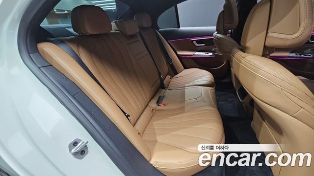 Mercedes-Benz E-Class (W214) E300 4MATIC Exclusive 2026 — фото 11
