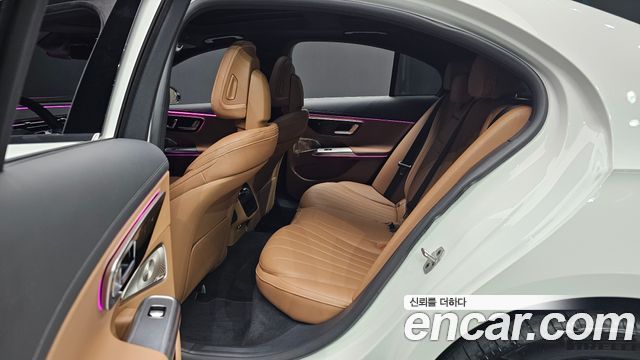 Mercedes-Benz E-Class (W214) E300 4MATIC Exclusive 2026 — фото 12