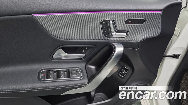 Mercedes-Benz A-Class (W177) A200d Sedan 2021 — фото 19