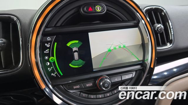 MINI Cooper Countryman HIGH 2nd 2019 — фото 18