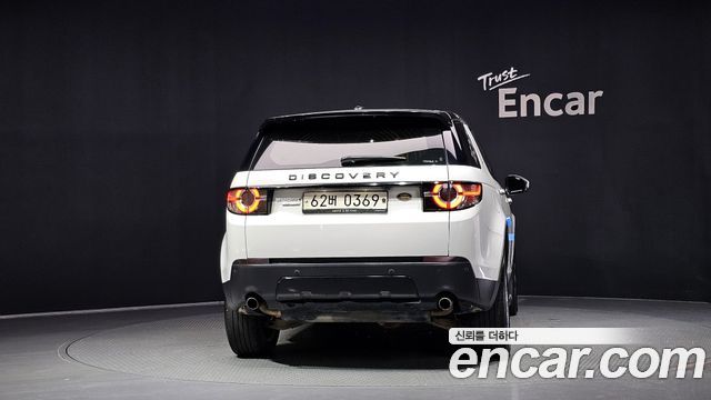 Land Rover Discovery Sport 2.0 TD4 HSE Luxury 2016 — фото 4