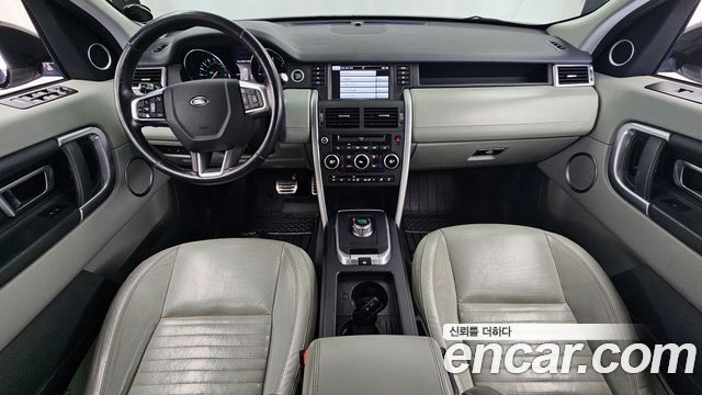 Land Rover Discovery Sport 2.0 TD4 HSE Luxury 2016 — фото 7