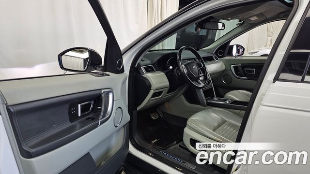 Land Rover Discovery Sport 2.0 TD4 HSE Luxury 2016 — фото 10