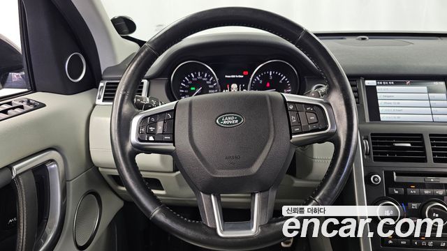 Land Rover Discovery Sport 2.0 TD4 HSE Luxury 2016 — фото 13