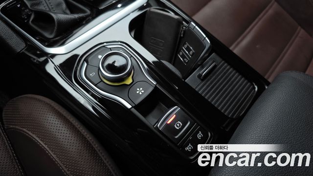 Renault Korea SM6 1.6 TCe LE 2019 — фото 18