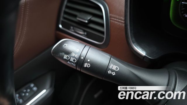Renault Korea SM6 1.6 TCe LE 2019 — фото 20