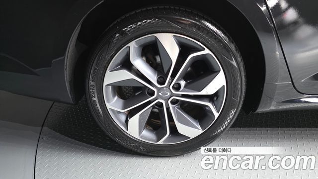 Renault Korea SM6 1.6 TCe LE 2019 — фото 21