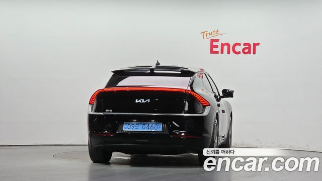 Kia EV6 Long Range 4WD Earth 2023 — фото 4