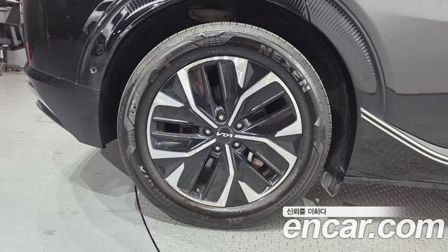 Kia EV6 Long Range 4WD Earth 2023 — фото 5