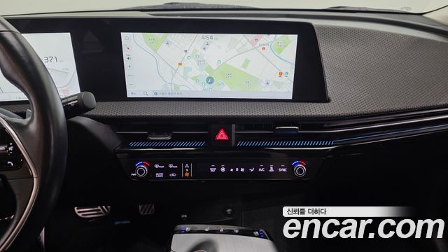 Kia EV6 Long Range 4WD Earth 2023 — фото 13