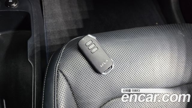 Kia EV6 Long Range 4WD Earth 2023 — фото 16