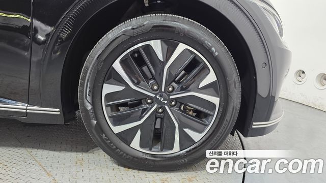 Kia EV6 Long Range 4WD Earth 2023 — фото 21