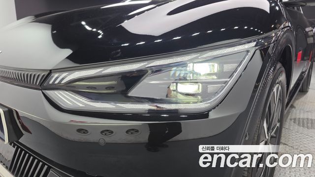 Kia EV6 Long Range 4WD Earth 2023 — фото 22