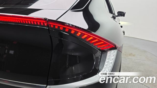Kia EV6 Long Range 4WD Earth 2023 — фото 23