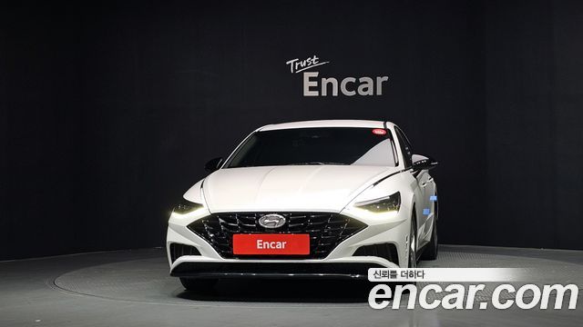 Hyundai Sonata (DN8) 1.6 Turbo Premium Family 2021 — фото 3