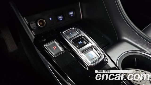 Hyundai Sonata (DN8) 1.6 Turbo Premium Family 2021 — фото 9