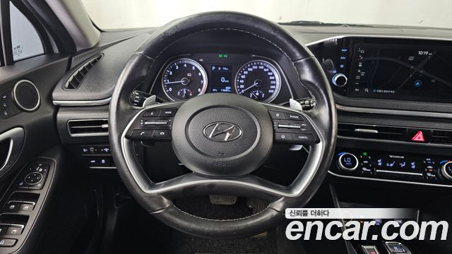 Hyundai Sonata (DN8) 1.6 Turbo Premium Family 2021 — фото 13