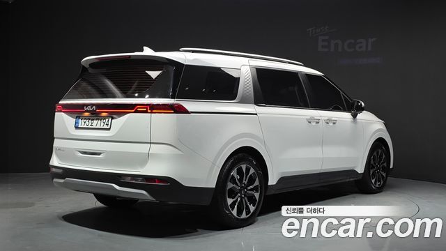 Kia Carnival (IV) Gasoline 9-Seater Prestige 2023 — фото 2