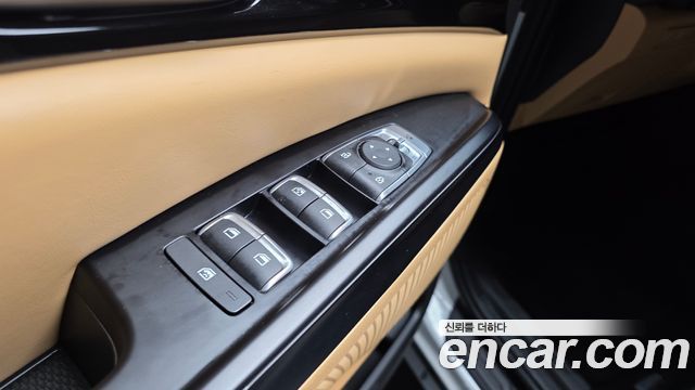 Kia Carnival (IV) Gasoline 9-Seater Prestige 2023 — фото 14