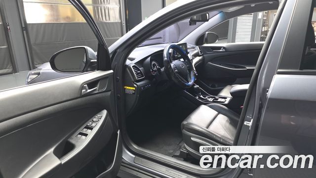 Hyundai Tucson Diesel 2.0 2WD Modern 2020 — фото 10