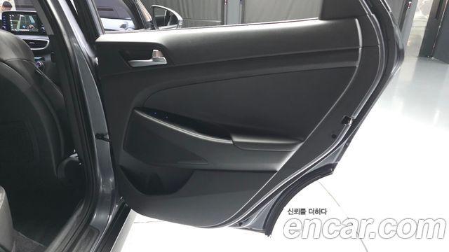 Hyundai Tucson Diesel 2.0 2WD Modern 2020 — фото 25