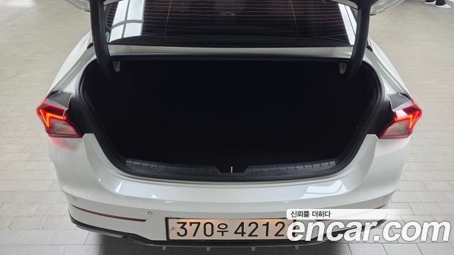 Kia K5 Hybrid (III) Noblesse 2023 — фото 16