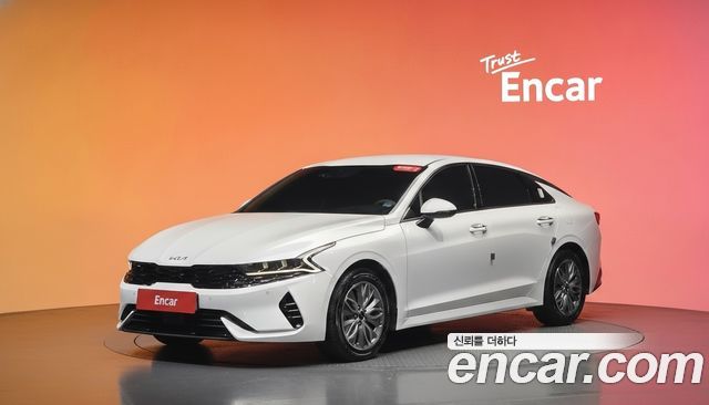 Kia K5 Hybrid (III) Noblesse 2023 — фото 1