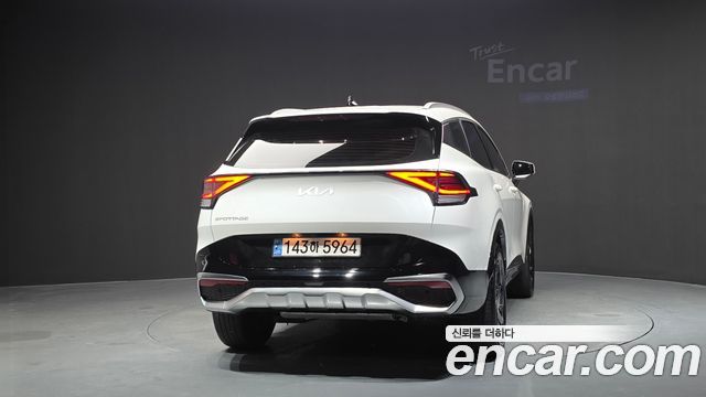 Kia Sportage (V) Gasoline 1.6 Turbo 2WD Prestige 2023 — фото 4