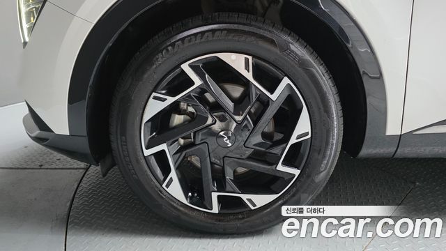 Kia Sportage (V) Gasoline 1.6 Turbo 2WD Prestige 2023 — фото 5