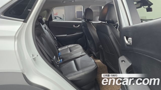Hyundai Kona 1.6 Turbo 2WD Modern Art 2019 — фото 11