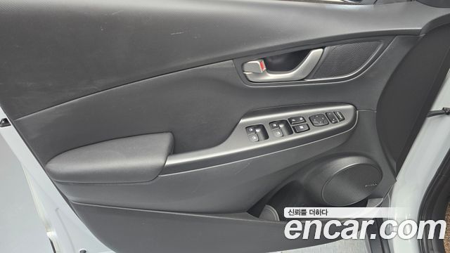 Hyundai Kona 1.6 Turbo 2WD Modern Art 2019 — фото 24