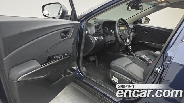 KG Mobility (SsangYong) Very New Tivoli Gasoline 1.5 2WD V3 2021 — фото 10