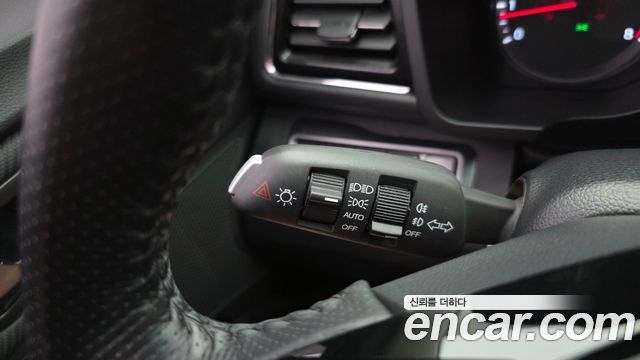 KG Mobility (SsangYong) Very New Tivoli Gasoline 1.5 2WD V3 2021 — фото 17