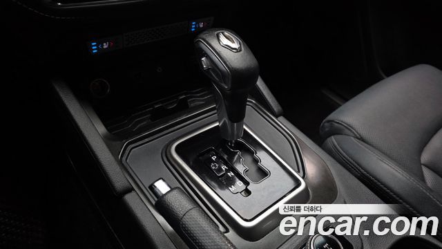KG Mobility (SsangYong) Rexton Sports Khan Diesel 2.2 4WD Professional X (5-Link) 2019 — фото 9