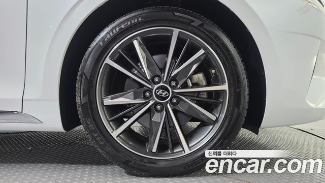 Hyundai Grandeur (IG) 3.0 LPi Rent Car Exclusive 2022 — фото 5
