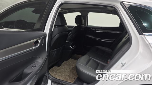 Hyundai Grandeur (IG) 3.0 LPi Rent Car Exclusive 2022 — фото 15