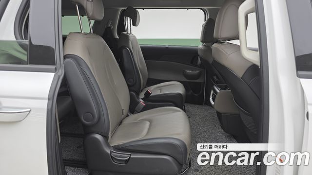 Kia Carnival (IV) Diesel 9-Seater Noblesse 2025 — фото 12