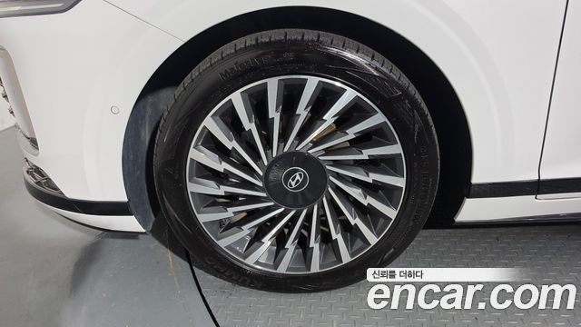 Hyundai Grandeur Hybrid (GN7) Calligraphy 2024 — фото 5