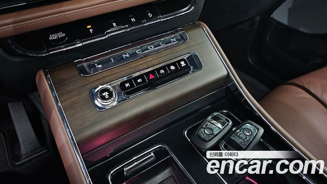 Lincoln Aviator (II) 3.0 Reserve  AWD 2025 — фото 9