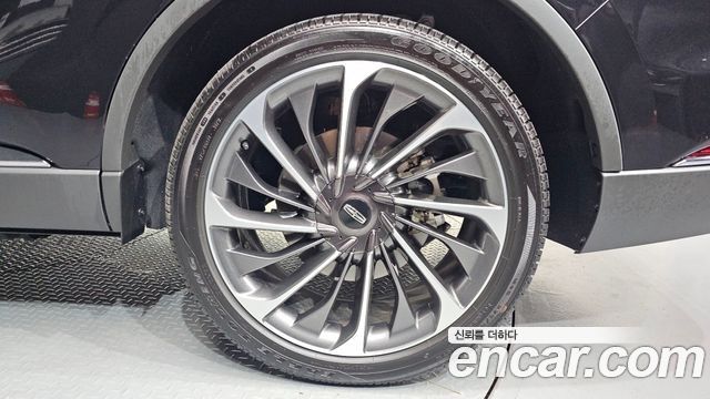 Lincoln Aviator (II) 3.0 Reserve  AWD 2025 — фото 27