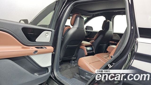 Lincoln Aviator (II) 3.0 Reserve  AWD 2025 — фото 32